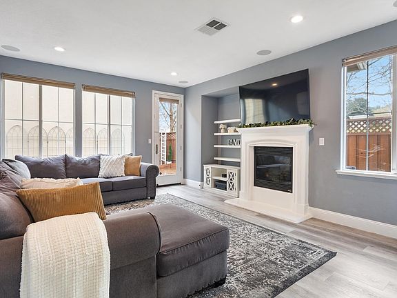 4th image of 6056 Ashwell Way