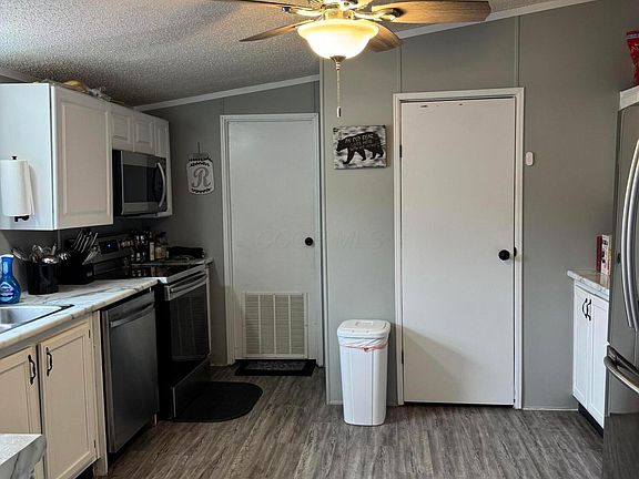 5th image of 208 Rosie Ave
