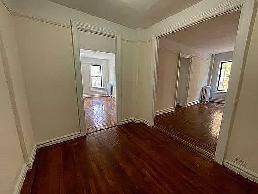 4th image of 49 Seaman Ave #3B