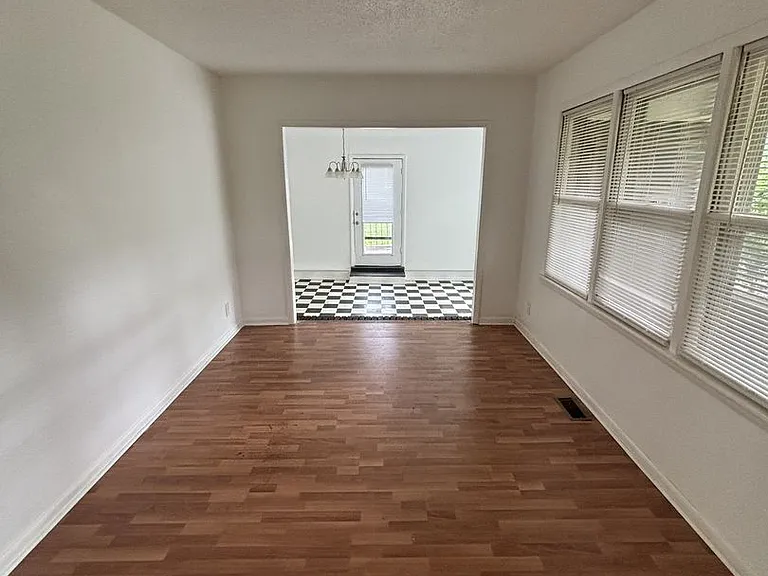 143 Roy Webb Rd — Photo 6