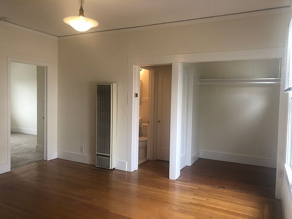 3rd image of 457 40th St APT 4