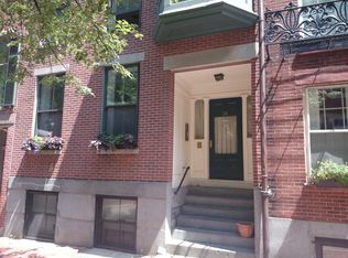 26 Temple St APT 4, Boston, MA 02114