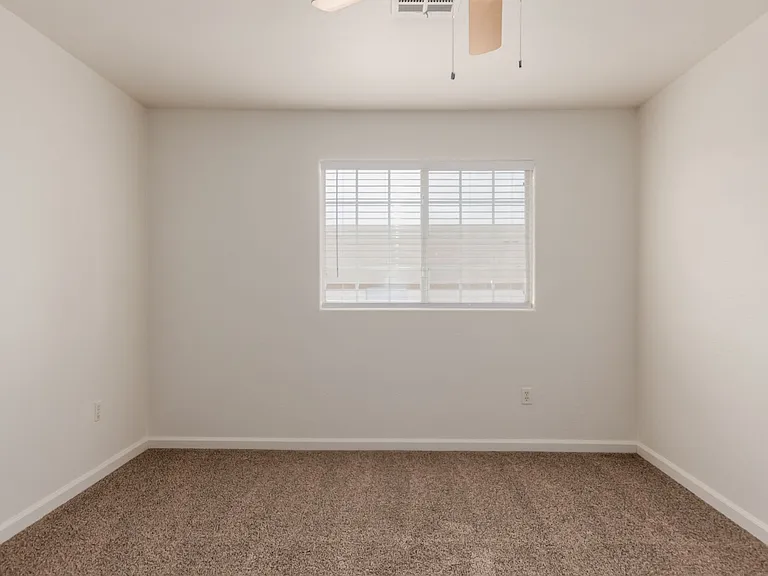 4730 E Craig Rd #32 — Photo 11
