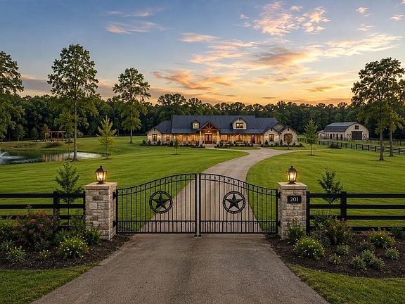 4th image of 201 Lewis Ln