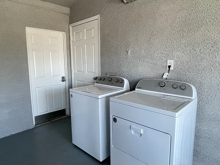 3370 Frontier St #A — Photo 13
