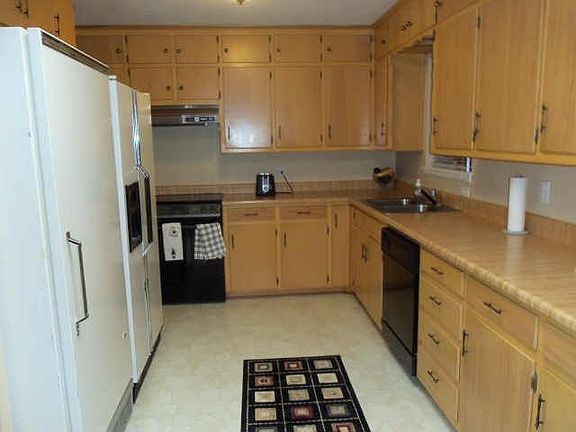 5th image of 3516 Valencia Ct