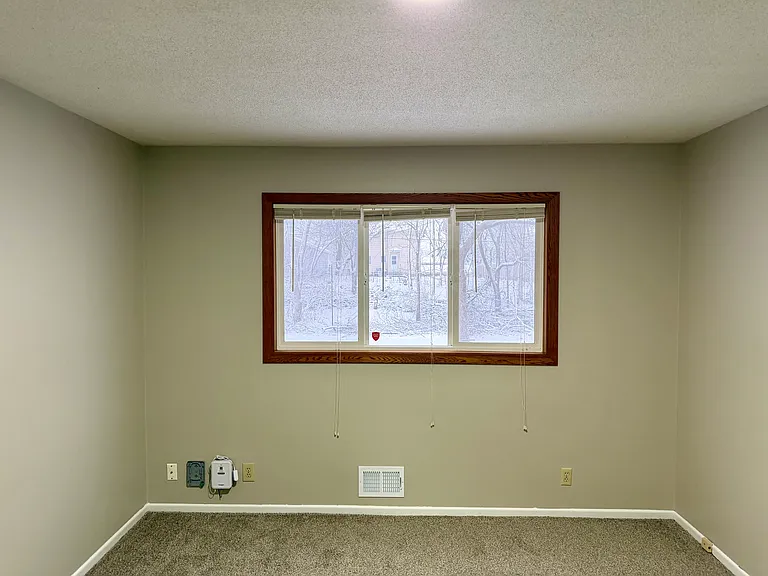 1677 Leone Ave — Photo 20