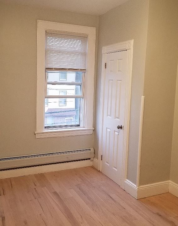 331 Ave E 5