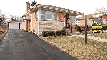 1st image of 4916 Saint Paul Ct
