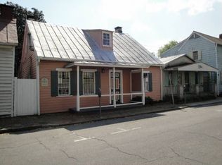 517 E York St, Savannah, GA 31401