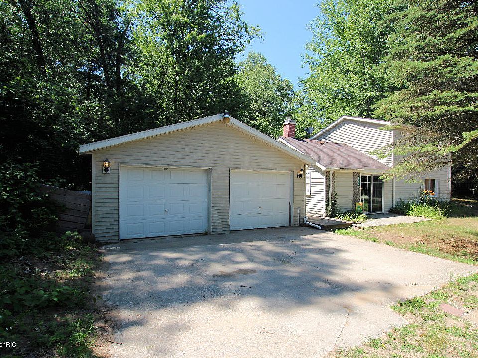 1st image of 8901 S Vista Dr