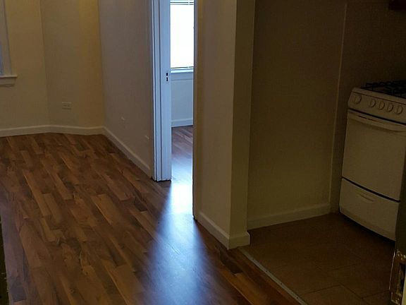 4th image of 1712 W Estes Ave APT 308