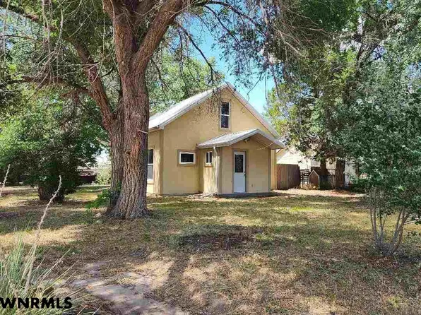 205 W Carroll St, Henry, NE 69358