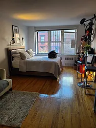 Rented by K & O Realty Associates Inc.