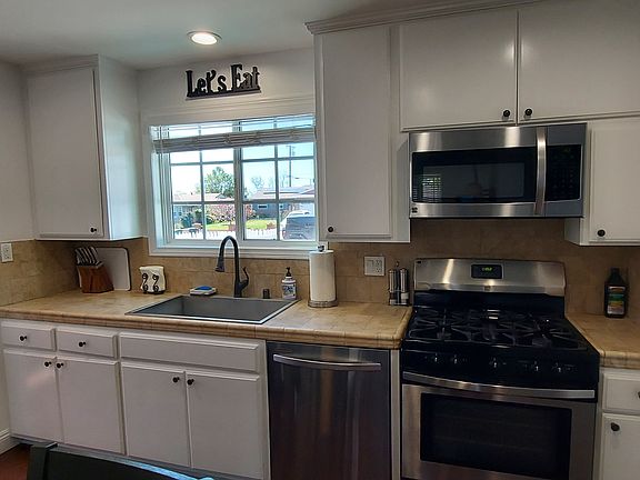 5th image of 2250 Magnolia St