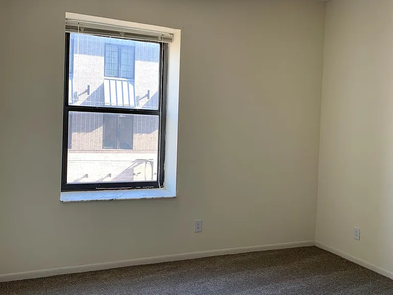 Juniper Street Apartments — Photo 5