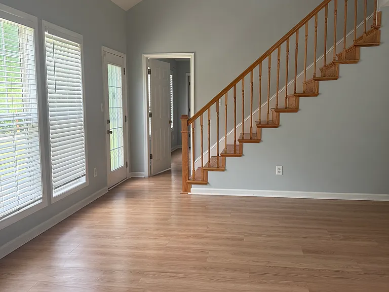 908 Northwood Hills Ave — Photo 22