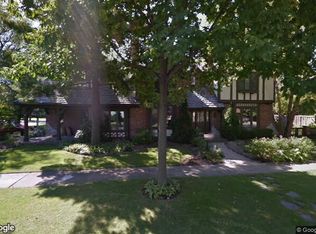 516 Ravine Rd, Hinsdale, IL 60521