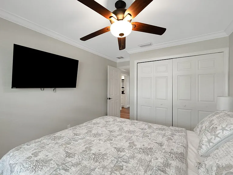 1638 SE 28th St — Photo 20