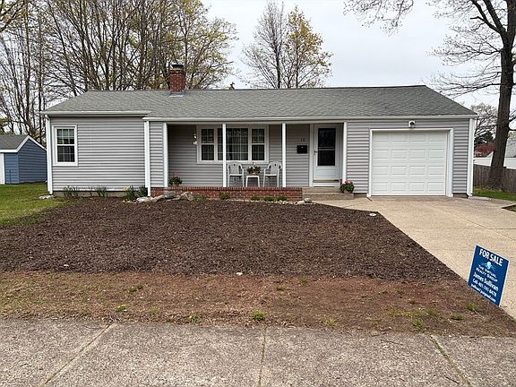 2nd image of 10 Veery Rd