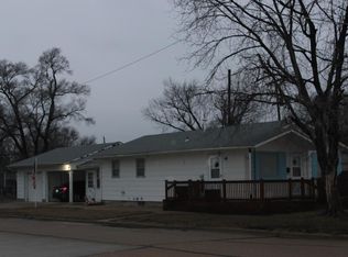 340 Indiana Ave, Salina, KS 67401