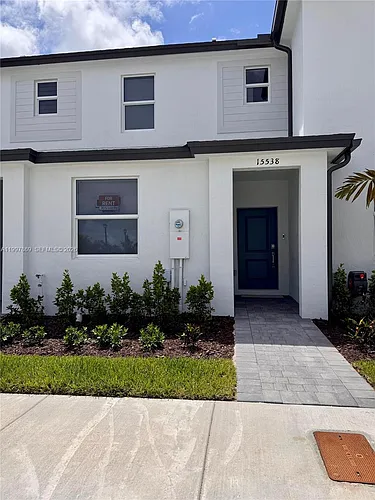 15538 SW 276th St Photo 1
