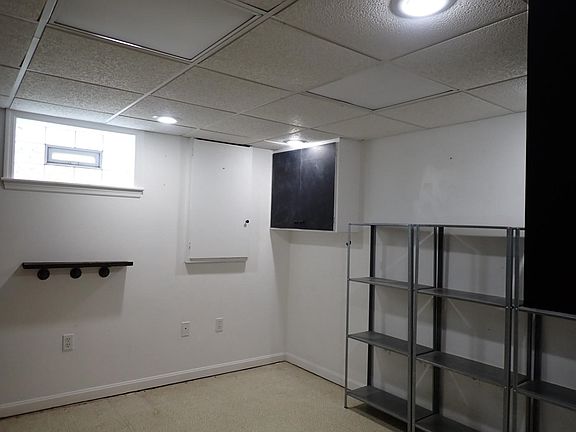 5th image of 1059 Pelican Dr