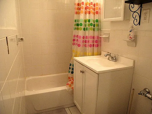 Rented by Roseann Lettieri Realty | media 10