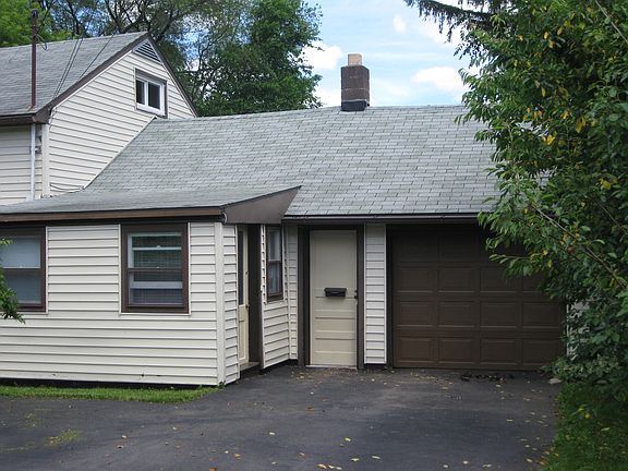 2nd image of 3604 Pleasantview Dr