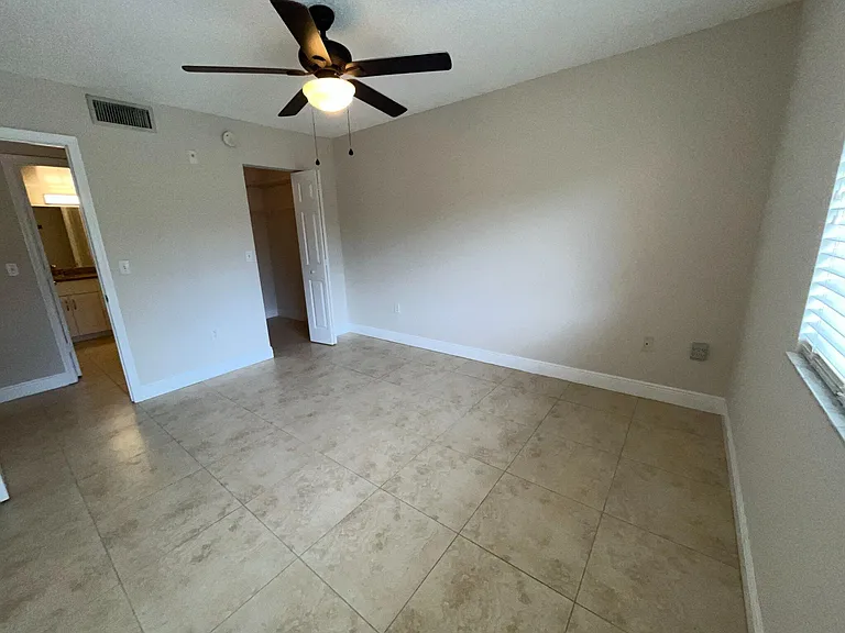 7832 Sonoma Springs Cir #201 — Photo 15