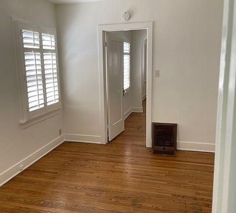 5th image of 1344 Barrington Way