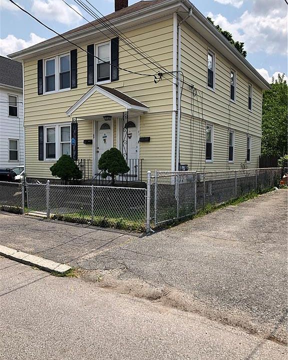 1st image of 61 Darlingdale Ave