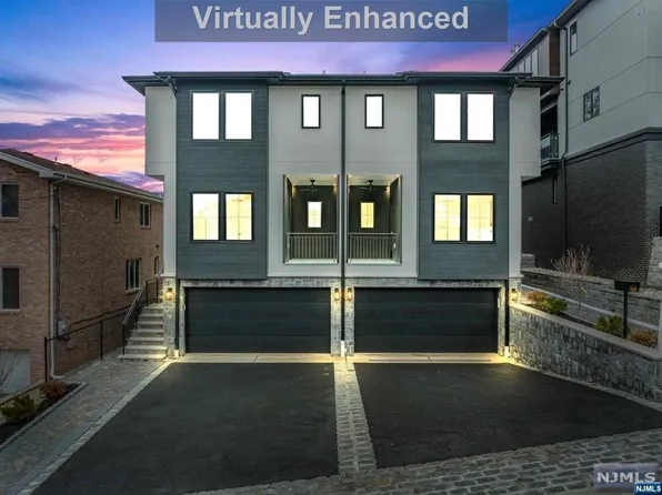 51 E Homestead Ave, Palisades Park, NJ 07650