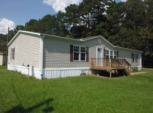 1386 Hall Rd, Forest, MS 39074