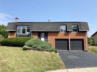 1385 Mitchell Trl, Elk Grove Village, IL 60007
