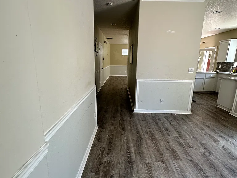22196 SW Dewey Dr — Photo 9