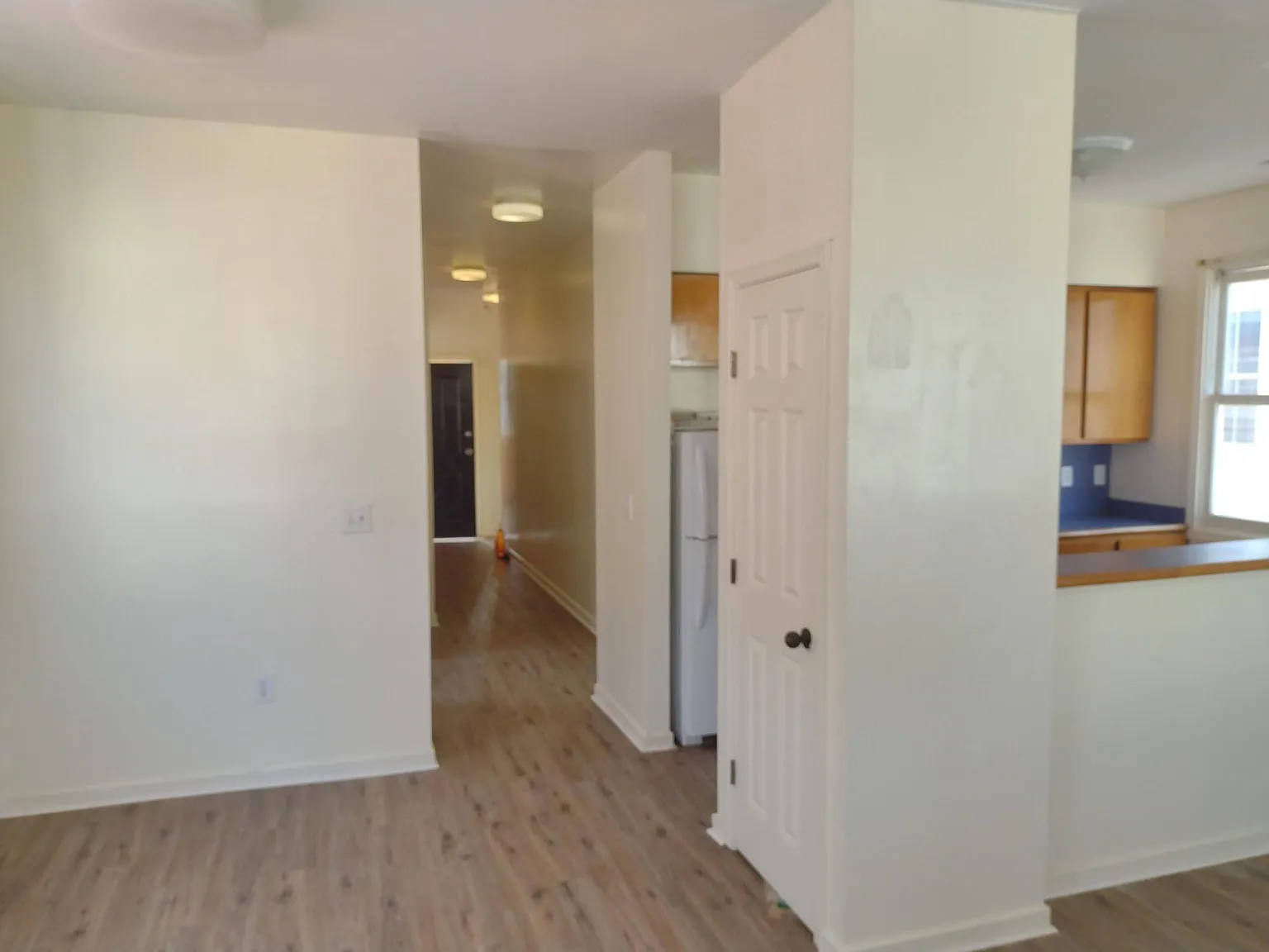 3 bed, 1200 sqft, $2,600 — Photo 2