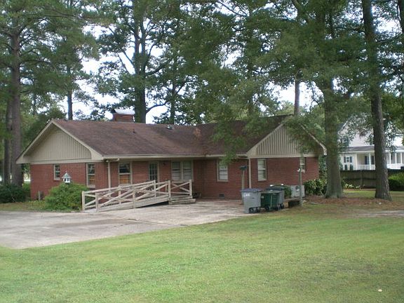 2nd image of 1006 Beechwood Dr