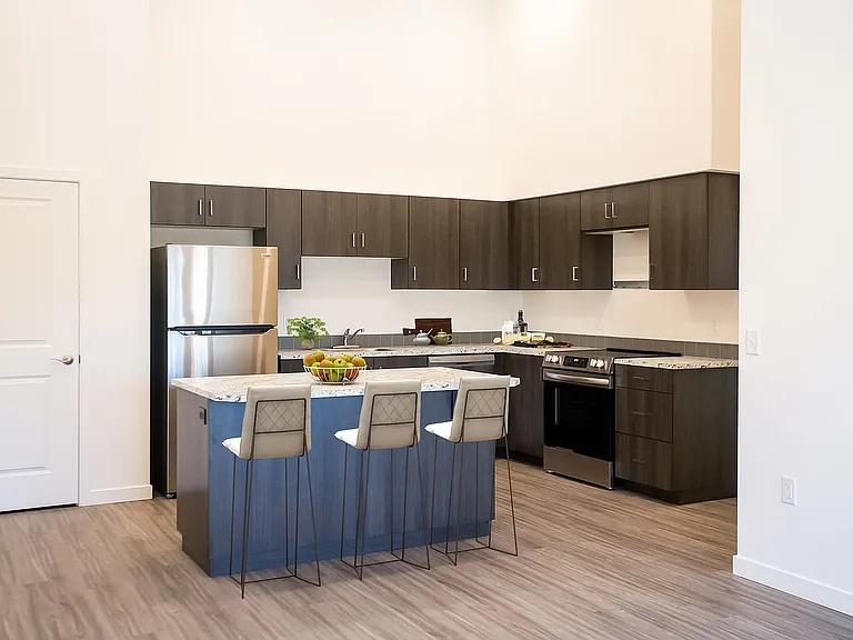 Pacific Ridge Apartments — Photo 12