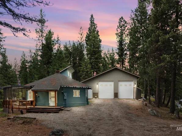 9785 Edna Pl, Cascade, ID 83611