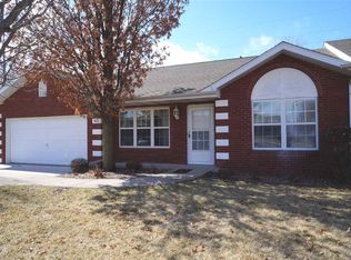 922 S Chicago St, Geneseo, IL 61254