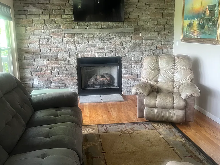 843 Sourwood Dr — Photo 8