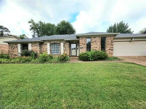 8001 Williamsburg Rd, Fort Smith, AR 72903