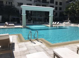 8200 SW 70th Ave, Miami, FL 33143