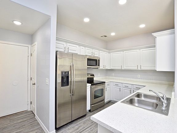 4th image of 1543 S Longspur Ln