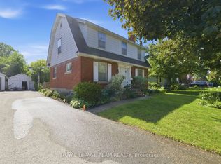 416 Tweedsmuir Ave, Ottawa, ON K1Z5N5