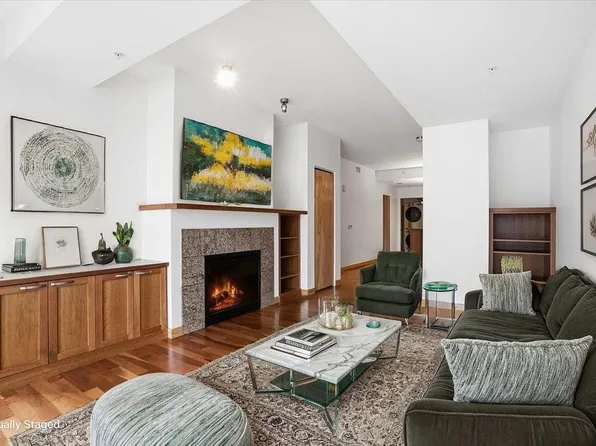 309 W Washington Avenue #310, Madison, WI 53703