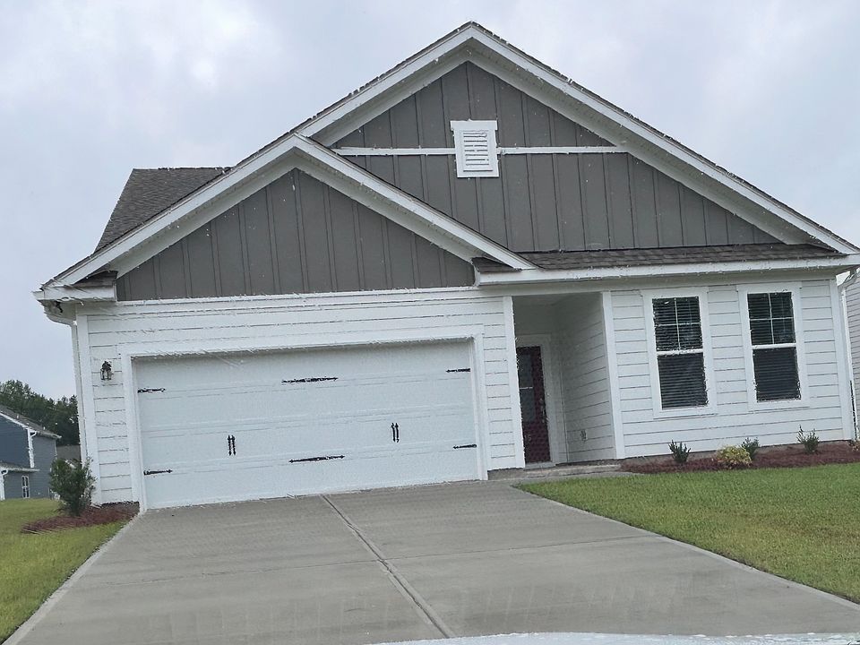 1st image of 2015 Saylor Ln