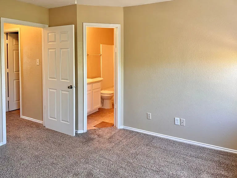 5607 Golf Mist #1 — Photo 12