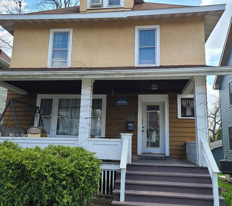 2019 Monroe St
